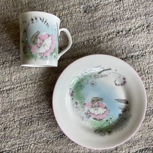 Elizabethan Mrs. Rabbit Child’s Dinner Set